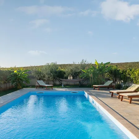 Oasis With Private Pool, Full Privacy Willa Sukošan
