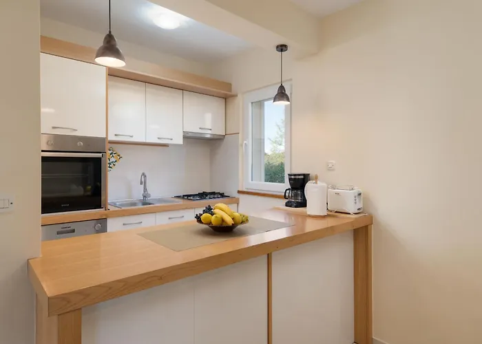 Villa Green Oasis With Private Pool, Full Privacy *