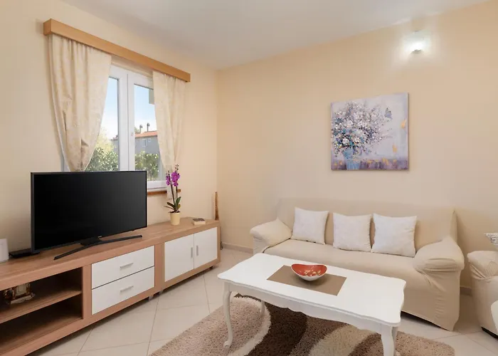 Villa Green Oasis With Private Pool, Full Privacy *