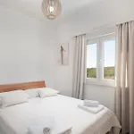 Villa Green Oasis With Private Pool, Full Privacy Villa