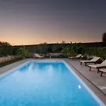 Villa Villa Green Oasis With Private Pool, Full Privacy