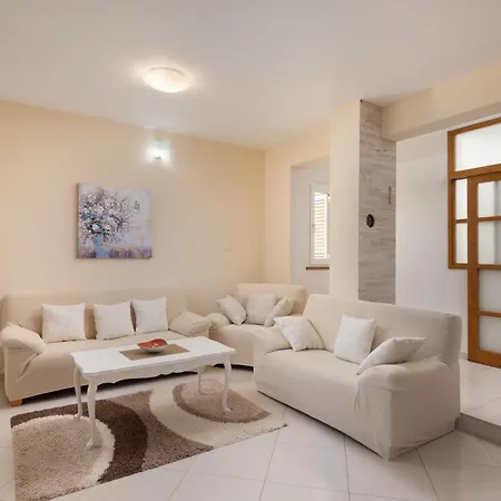 Oasis With Private Pool, Full Privacy *