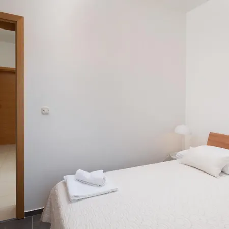 Oasis With Private Pool, Full Privacy 빌라 Sukošan