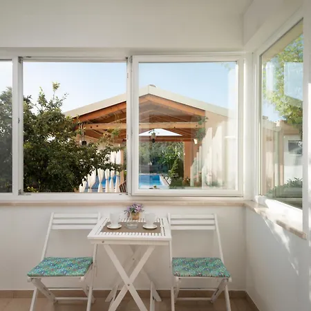 Oasis With Private Pool, Full Privacy Sukošan