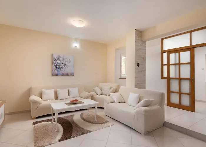 Villa Green Oasis With Private Pool, Full Privacy *