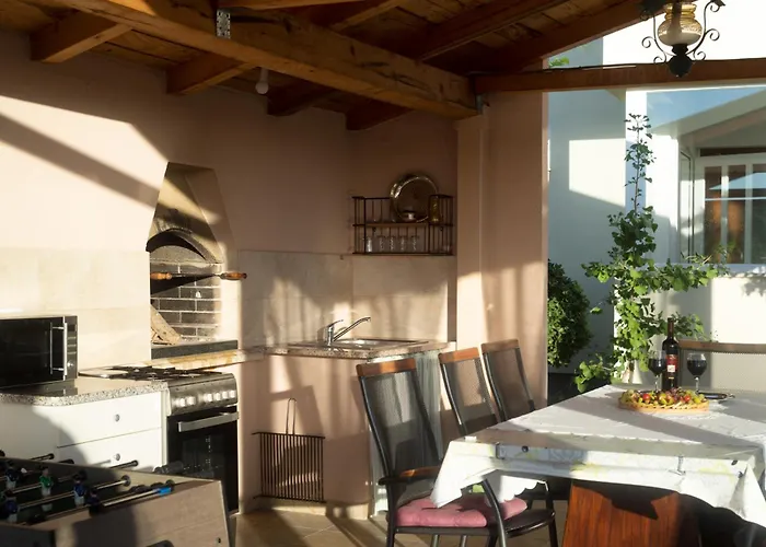 Villa Green Oasis With Private Pool, Full Privacy *